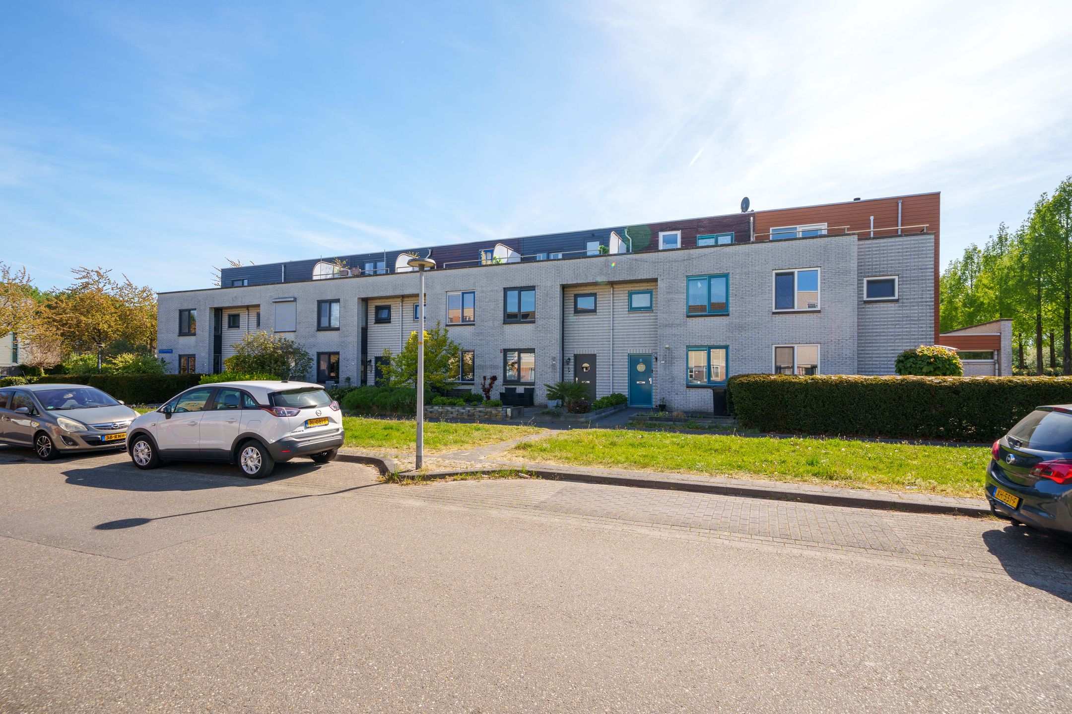 Photo 39 of Clare Lennartstraat 9