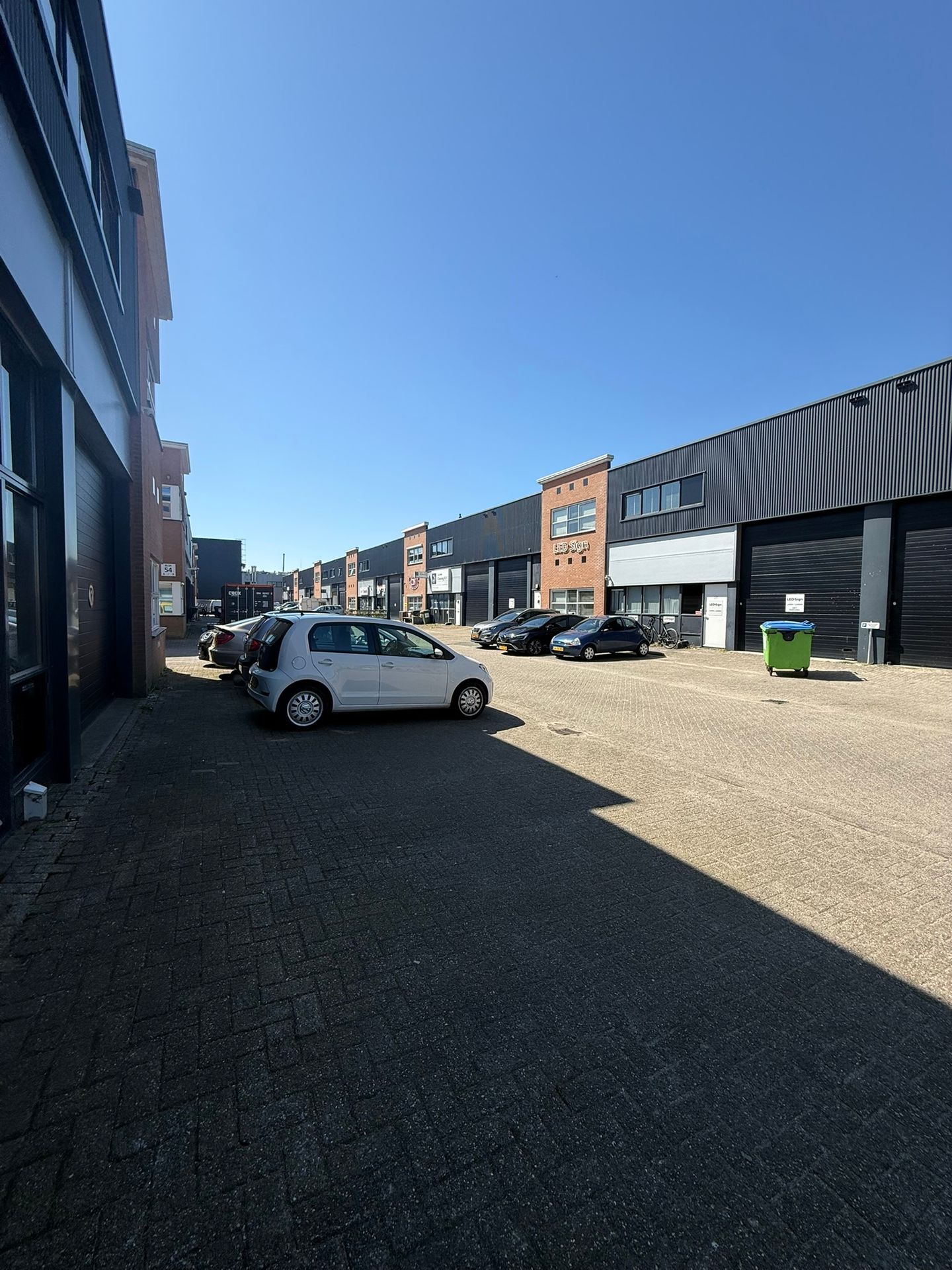 Bekijk foto 2 van Ondernemingsweg 56-C