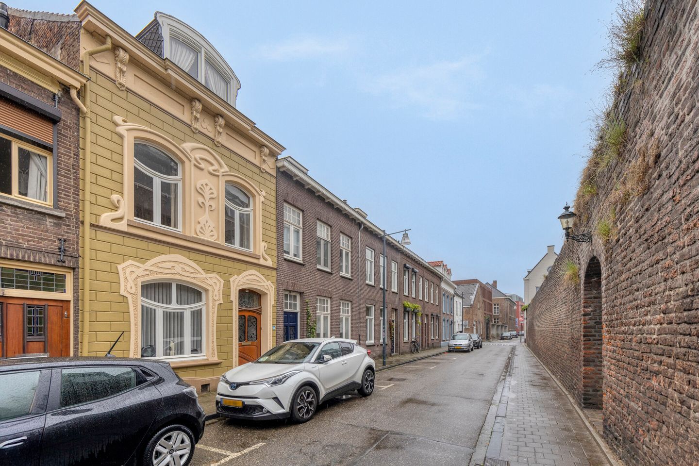 Historic Art Nouveau Mansion with Endless Possibilities in Roermond — 40