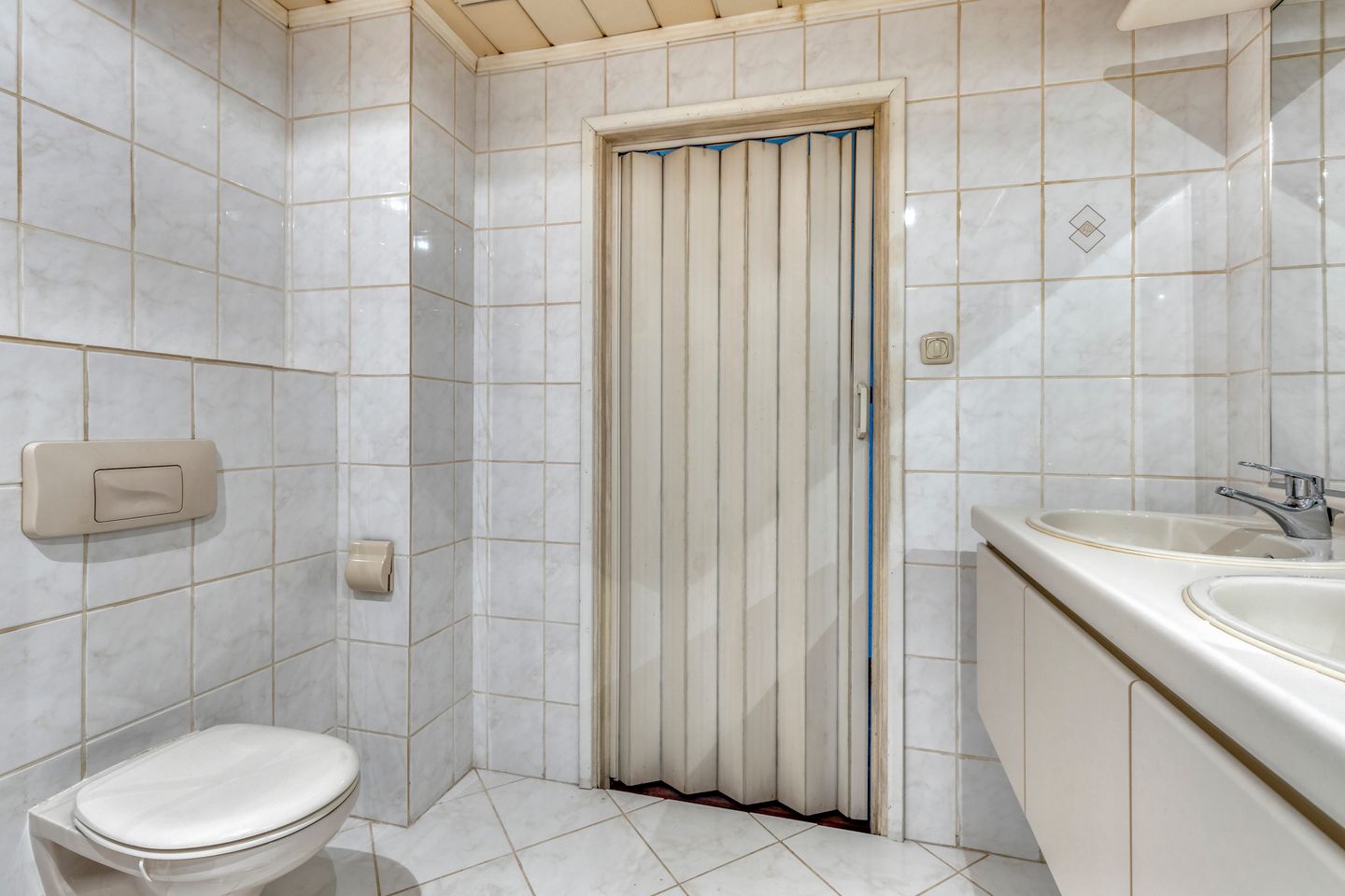 Historic Art Nouveau Mansion with Endless Possibilities in Roermond — 29