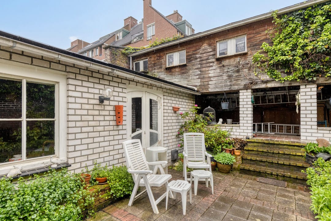 Historic Art Nouveau Mansion with Endless Possibilities in Roermond — 38