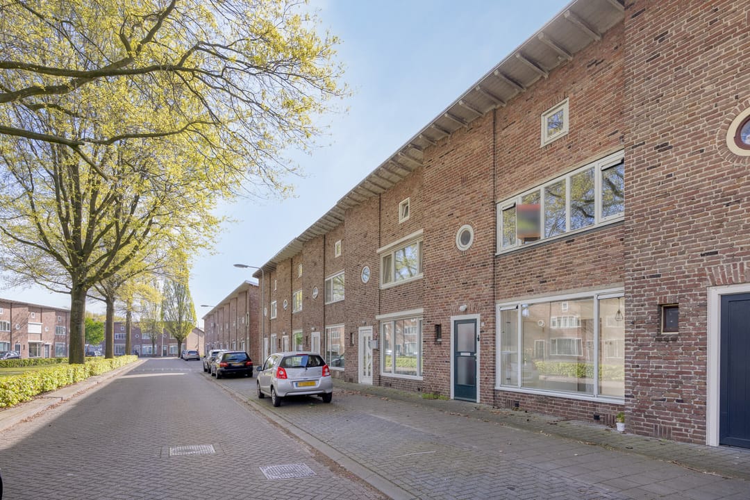 Foto 1 van Johan van Bijnenstraat 23