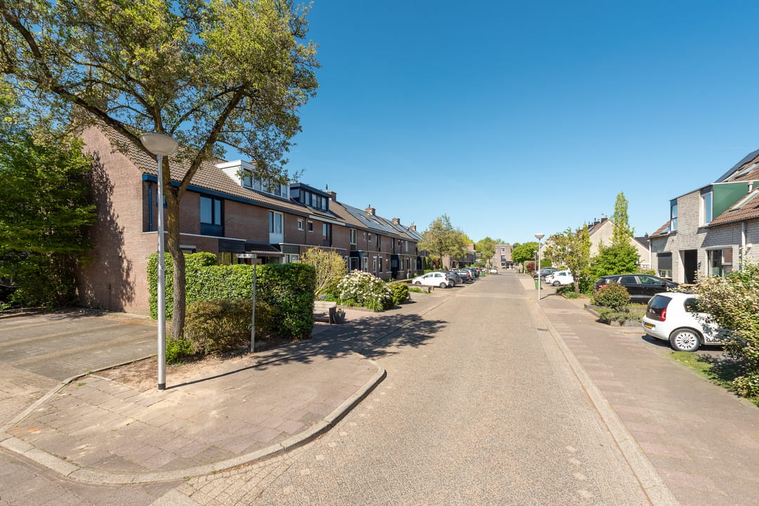 Foto 47 van Claverenbladstraat 128