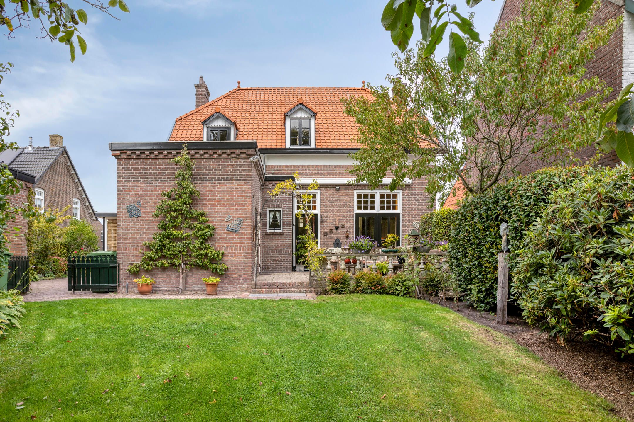 Photo 24 of Dorpstraat 95