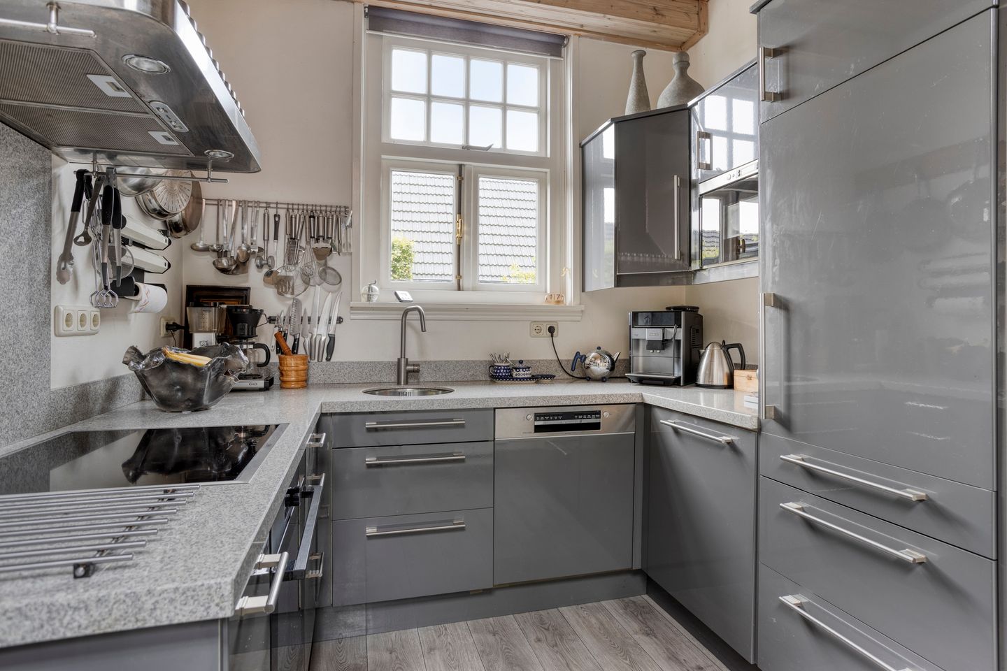 Photo 14 of Dorpstraat 95