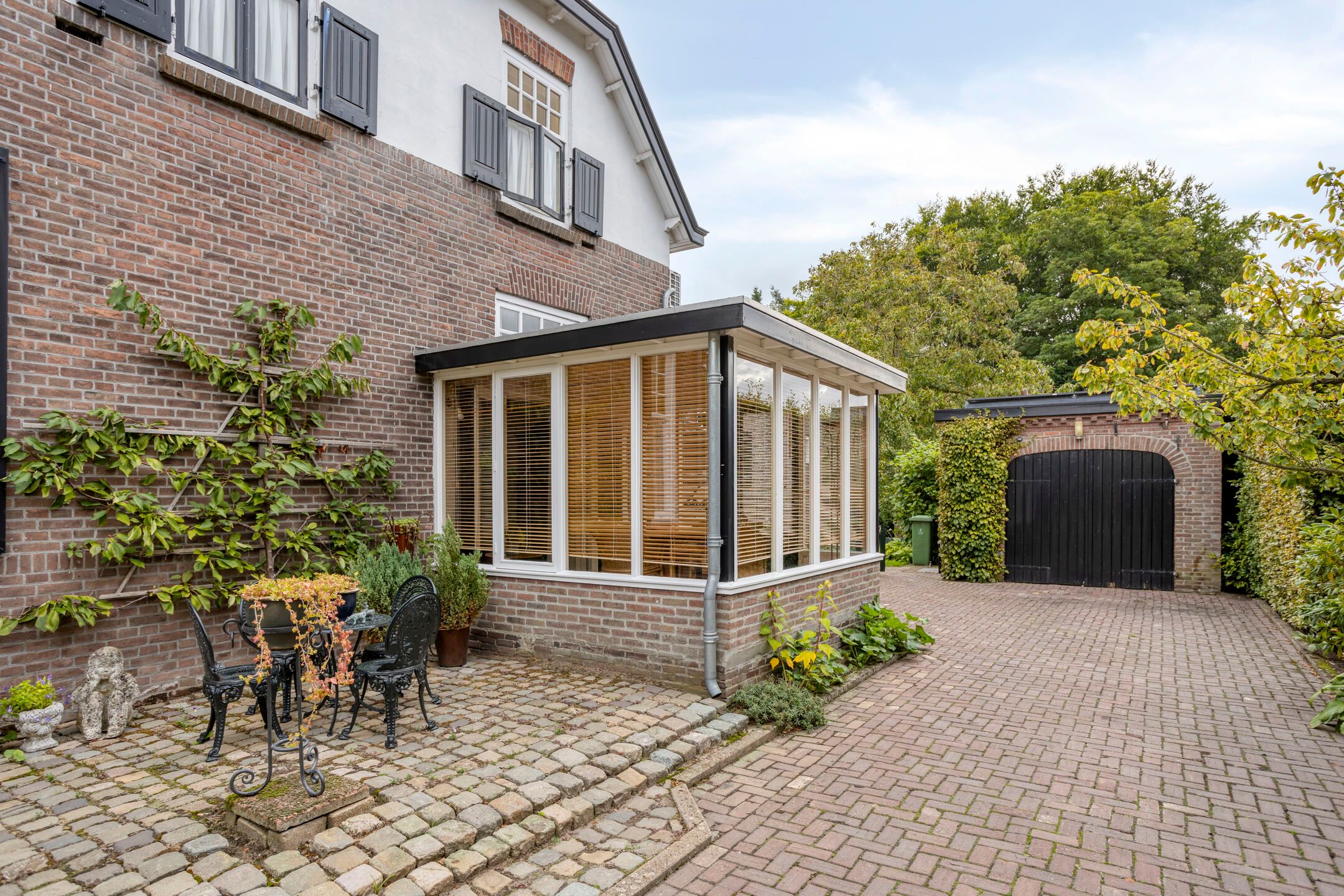 Photo 6 of Dorpstraat 95