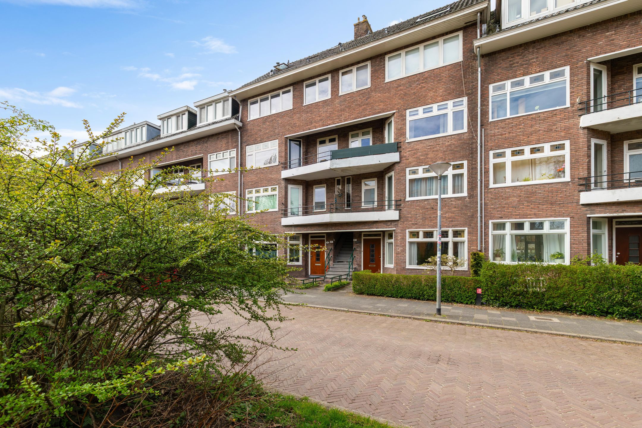 Photo 9 of Paterswoldseweg 89