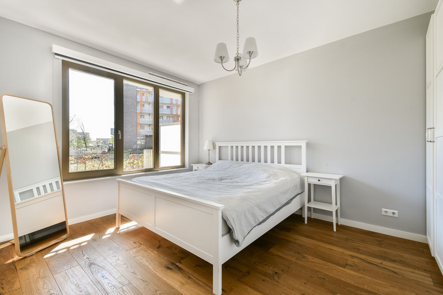 Photo 10 of Mary van der Sluisstraat 358-A
