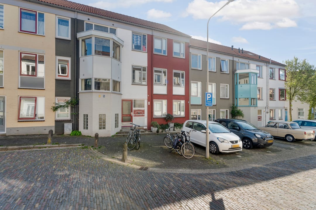 Photo 31 of Van Hasseltstraat 74