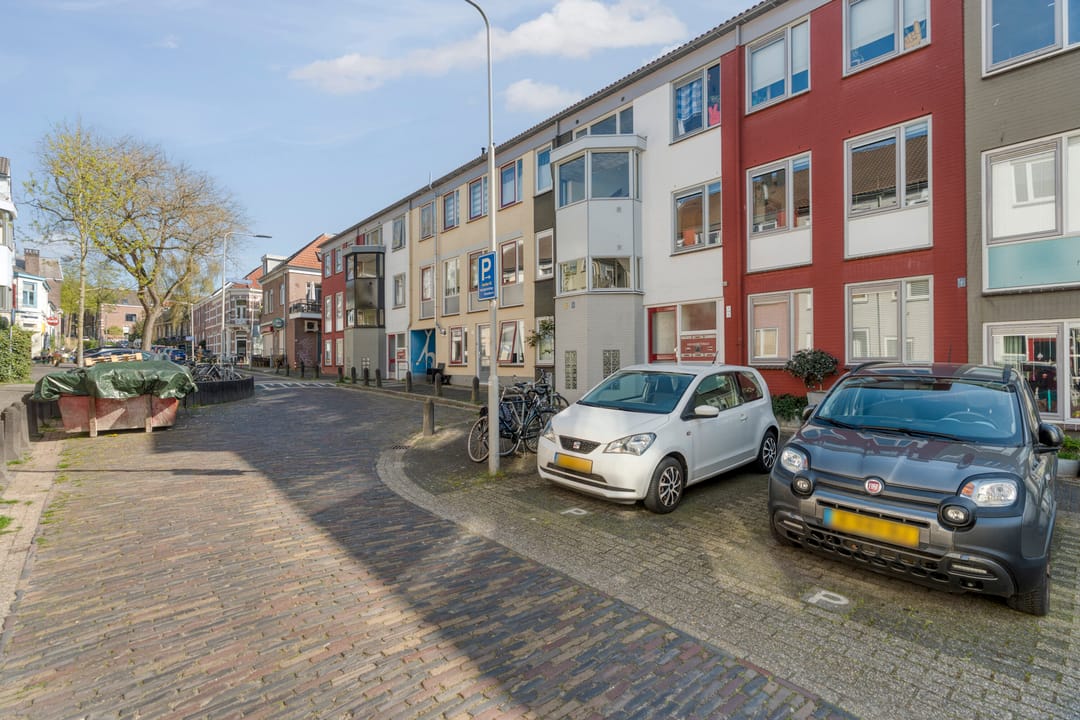 Photo 28 of Van Hasseltstraat 74