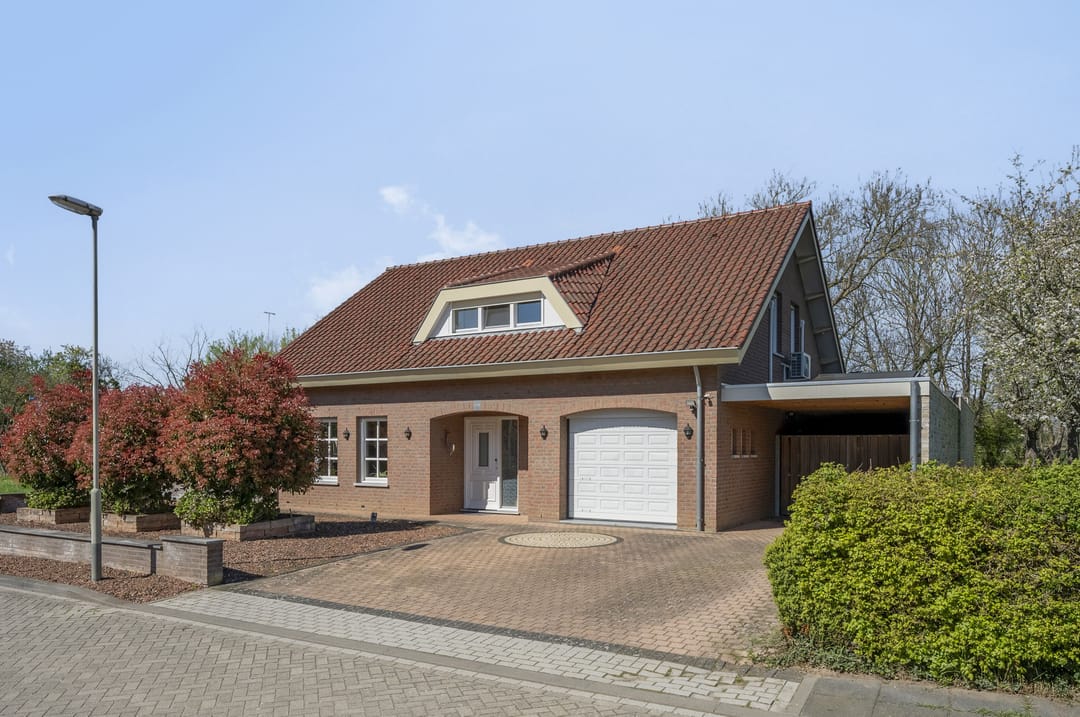 Foto 1 van Schuttersdreef 1