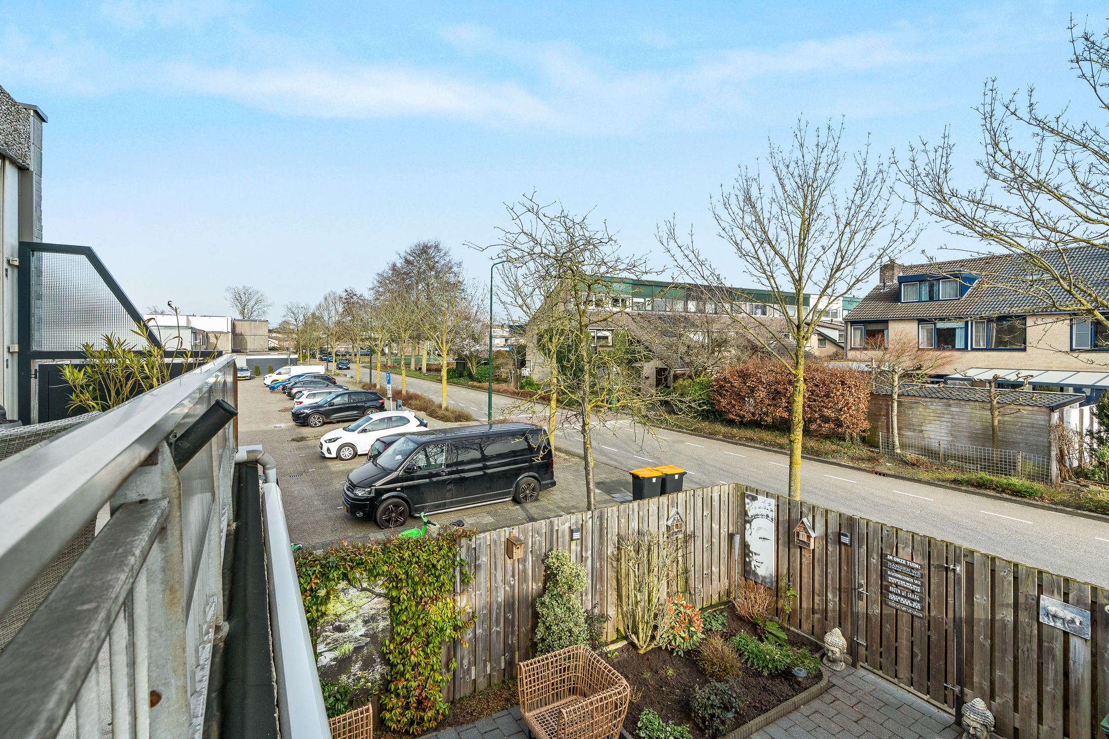 Spacious 3-bedroom apartment with large balcony in quiet Maarssen neighborhood — 15