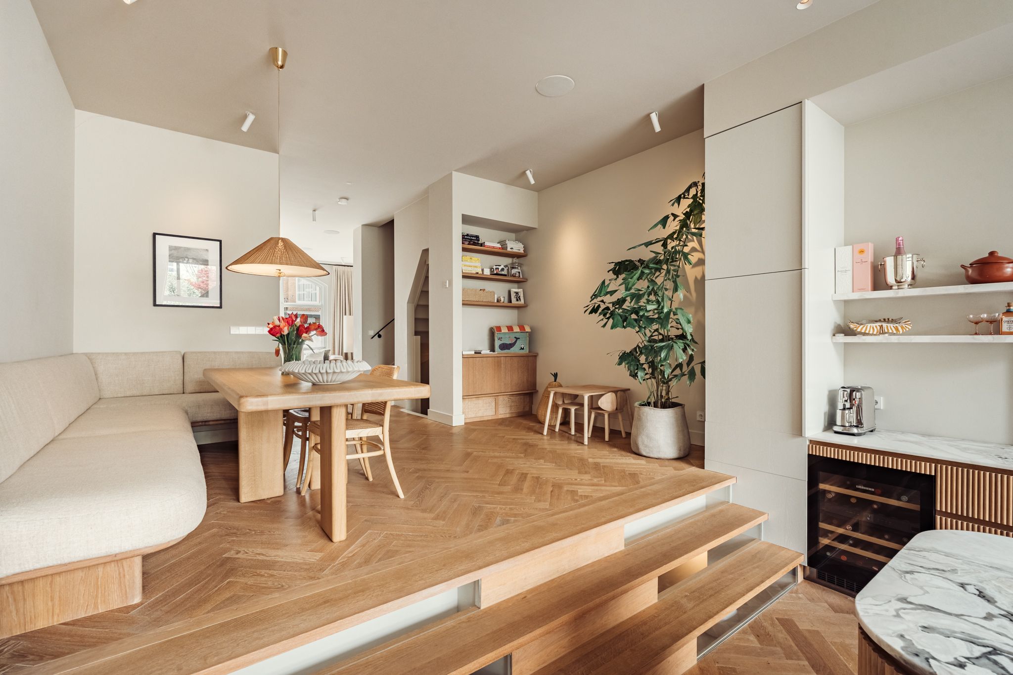 Photo 15 of Van Breestraat 44
