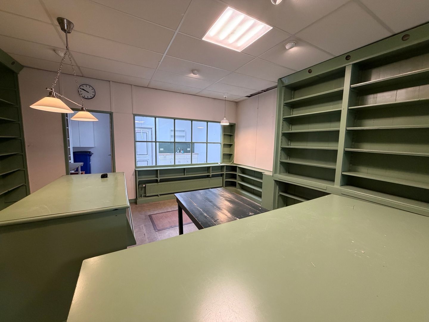 View photo 2 of Noordeinde 98