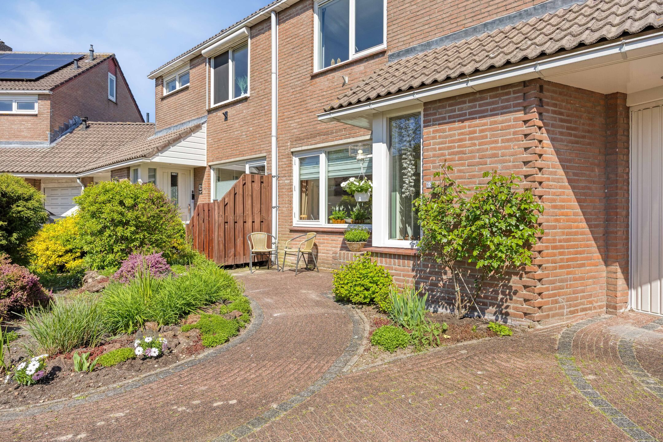 Photo 9 of Boterbloem 60