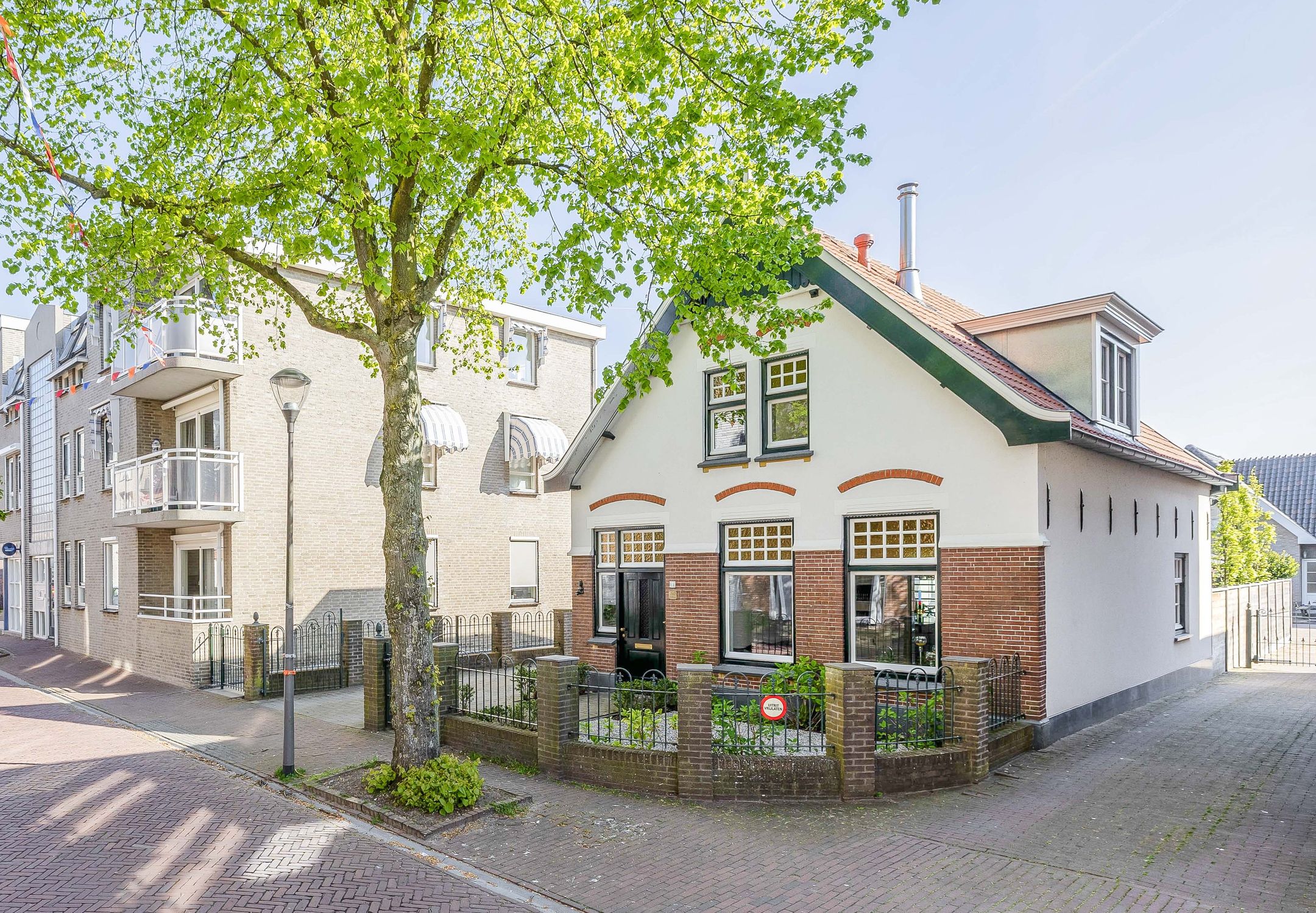 Dorpsstraat 142 