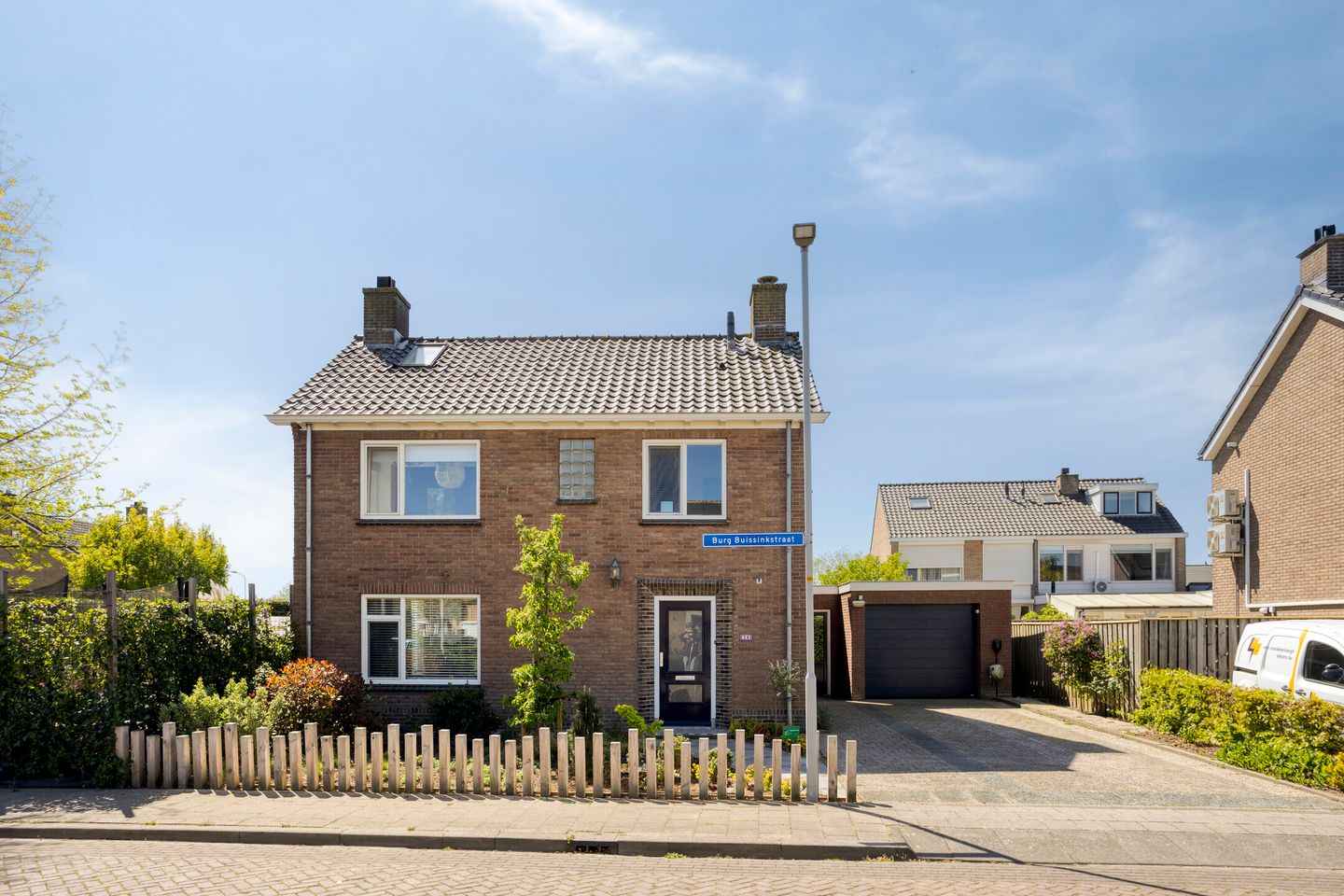 Foto 44 van Burg Buissinkstraat 24