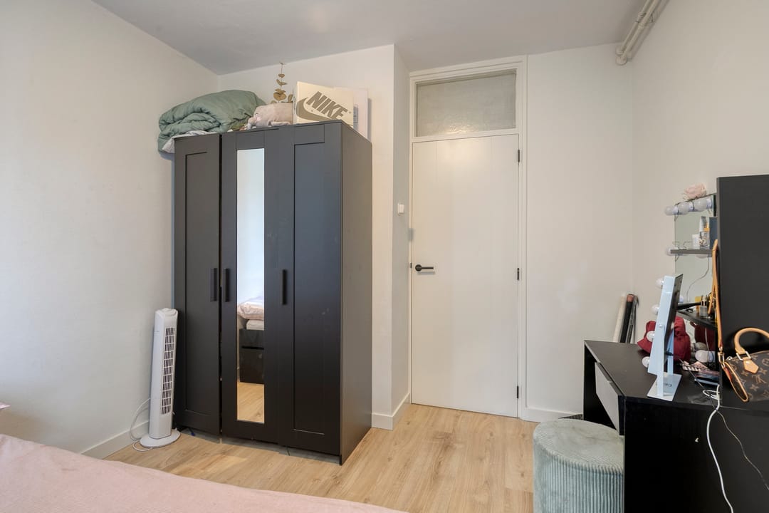 Affordable Move-in Ready Apartment with Two Bedrooms in Green Purmerend Neighborhood — 17