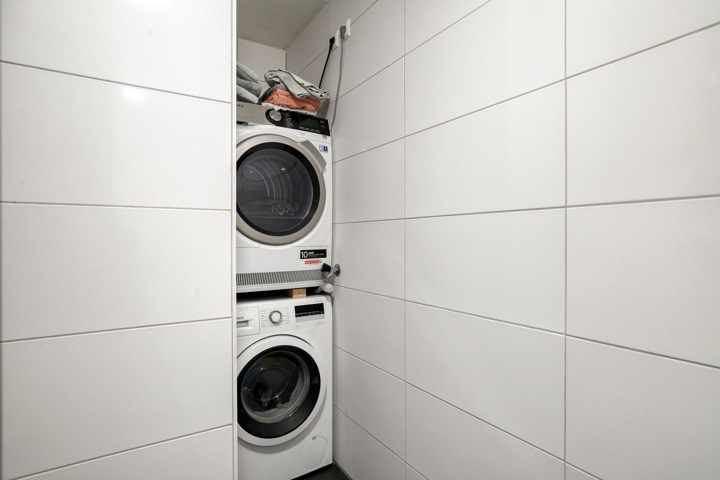 Affordable Move-in Ready Apartment with Two Bedrooms in Green Purmerend Neighborhood — 20