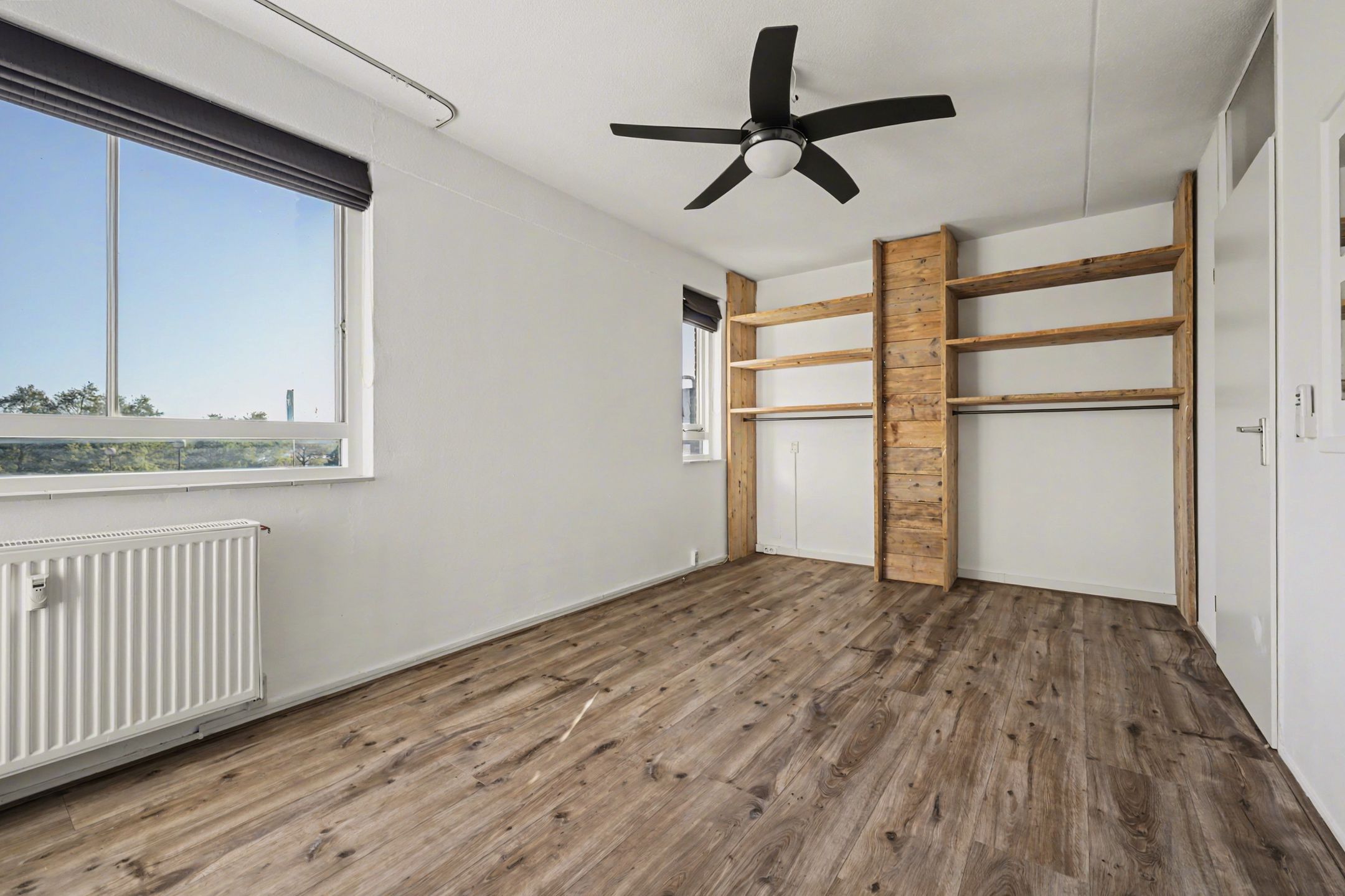 Charming 2-Room Apartment with Balcony in Lelystad Centre — 18
