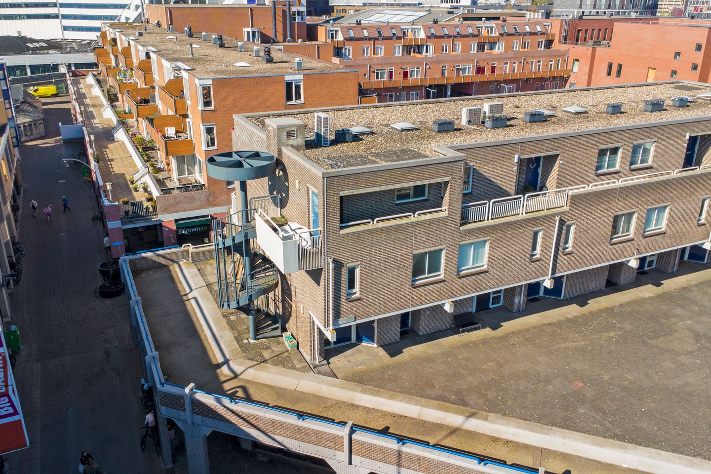 Charming 2-Room Apartment with Balcony in Lelystad Centre — 29