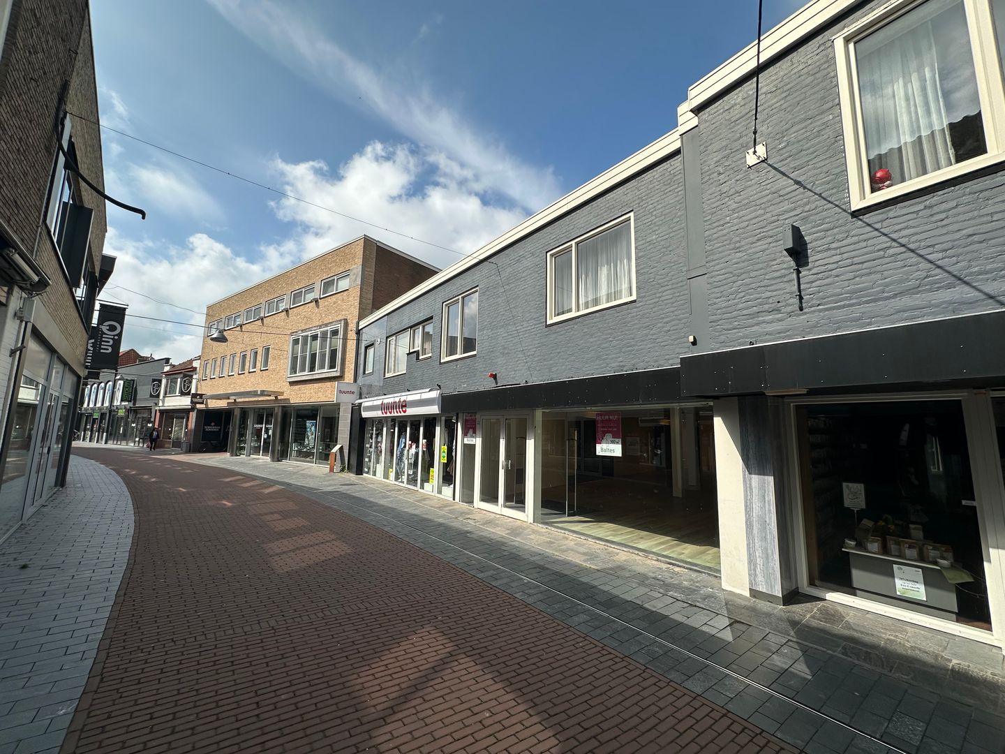 View photo 3 of Herenstraat 8