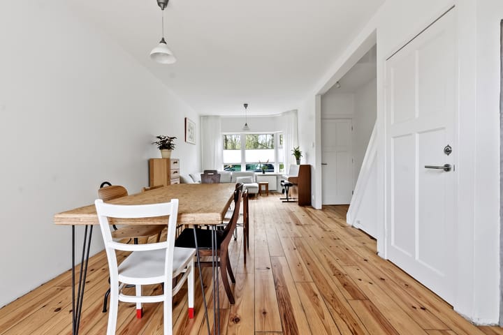 Tussenwoning te koop: Schimmelweg 367, 'S-Gravenhage