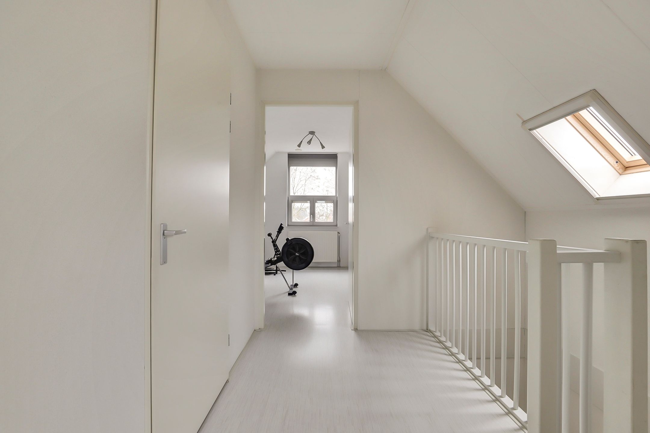 Photo 51 of Zwanebloem 4