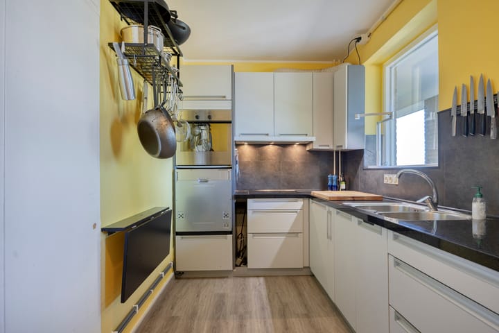 Photo 3 of Neerstraat 219