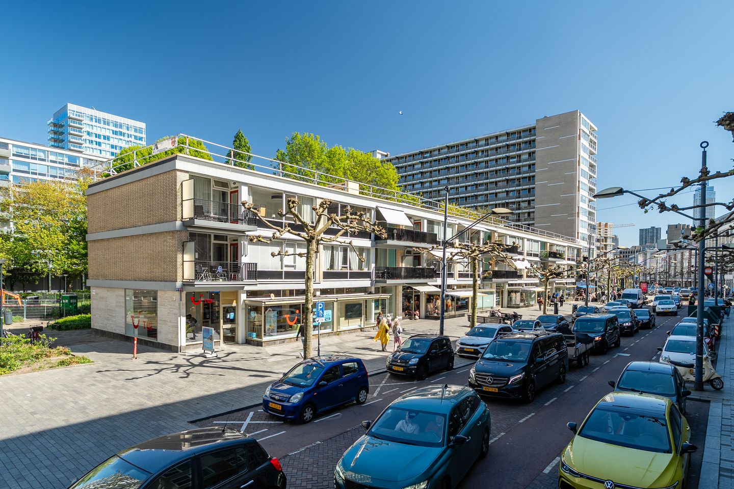 View photo 1 of Karel Doormanstraat 320-322