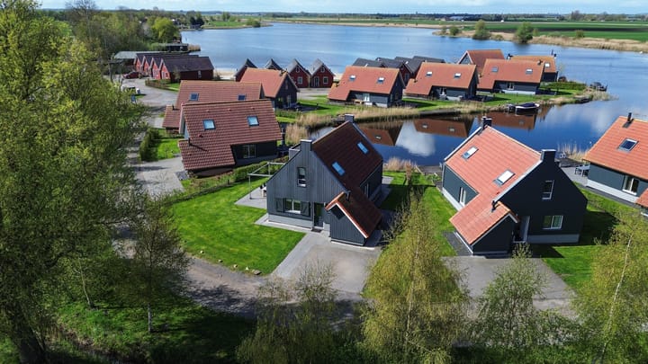 Vrijstaande woning te koop: H.W. Stekelenburgweg 8, Langelille