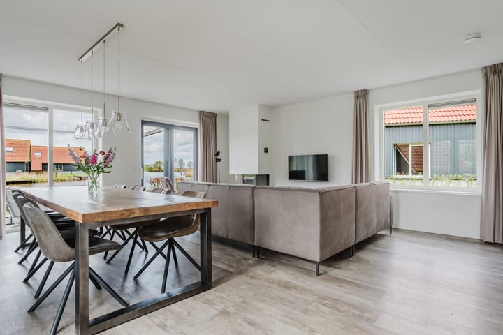 Vrijstaande woning te koop: H.W. Stekelenburgweg 8, Langelille