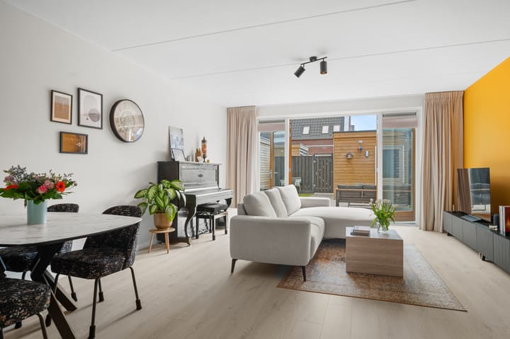 Photo 2 of Titia Goedhuisstraat 20