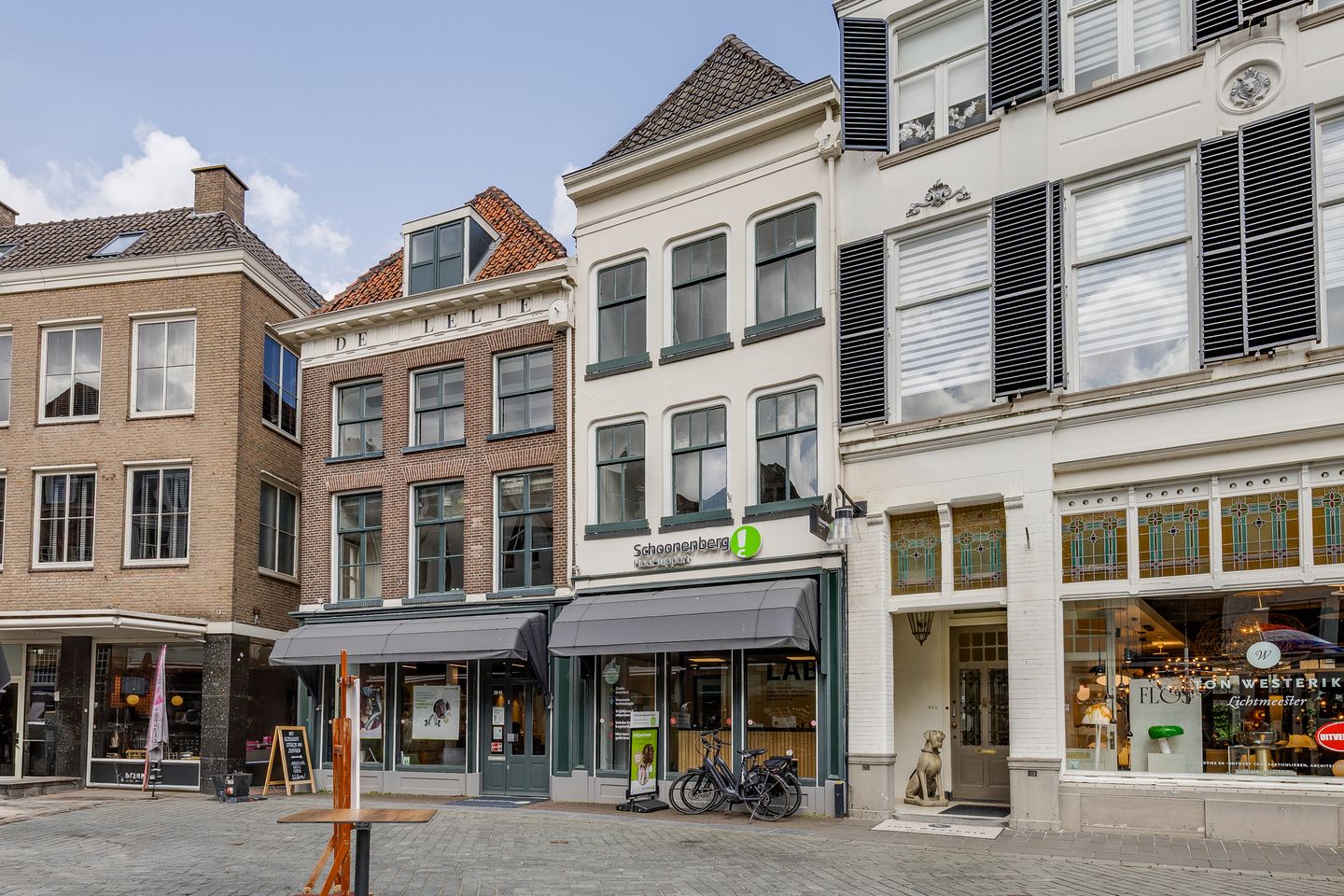 View photo 2 of Houtmarkt 59