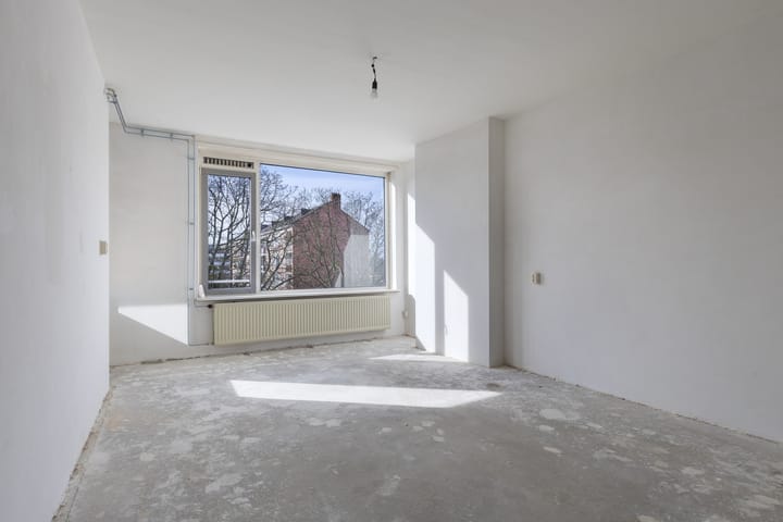 Foto 4 van Van Mourik Broekmanstraat 13-2