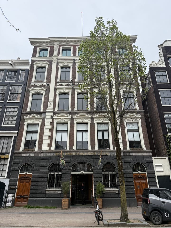 Oudezijds Achterburgwal 130, Amsterdam
