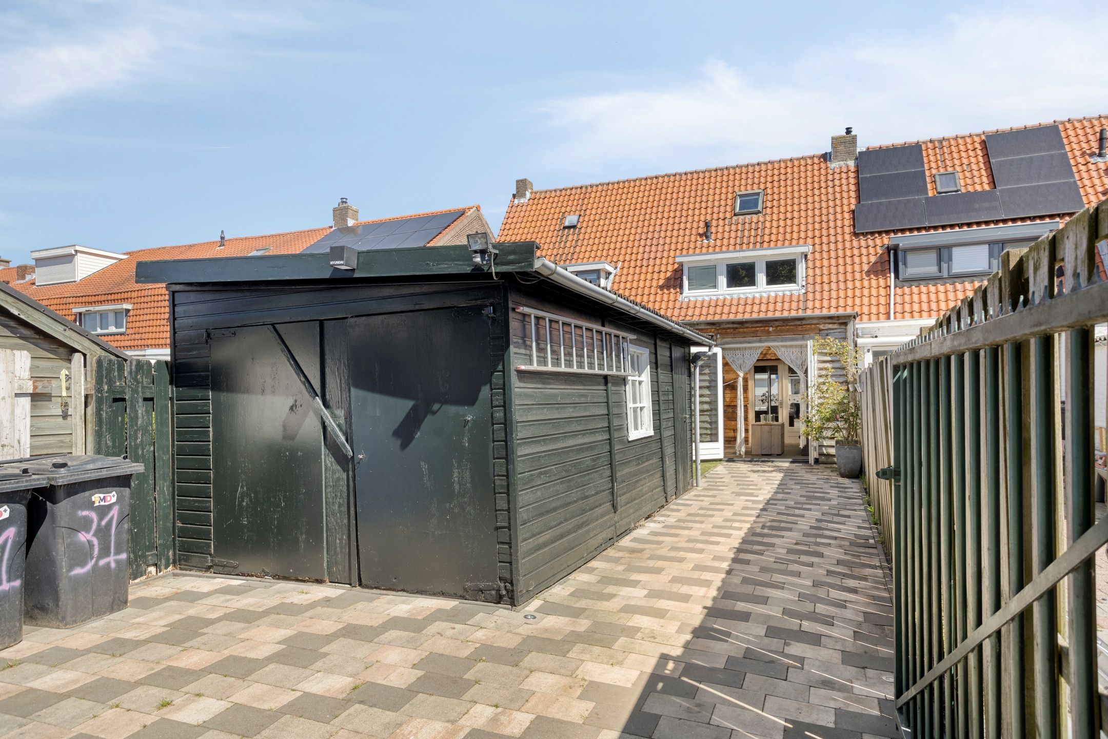 Photo 24 of Hondiusstraat 31