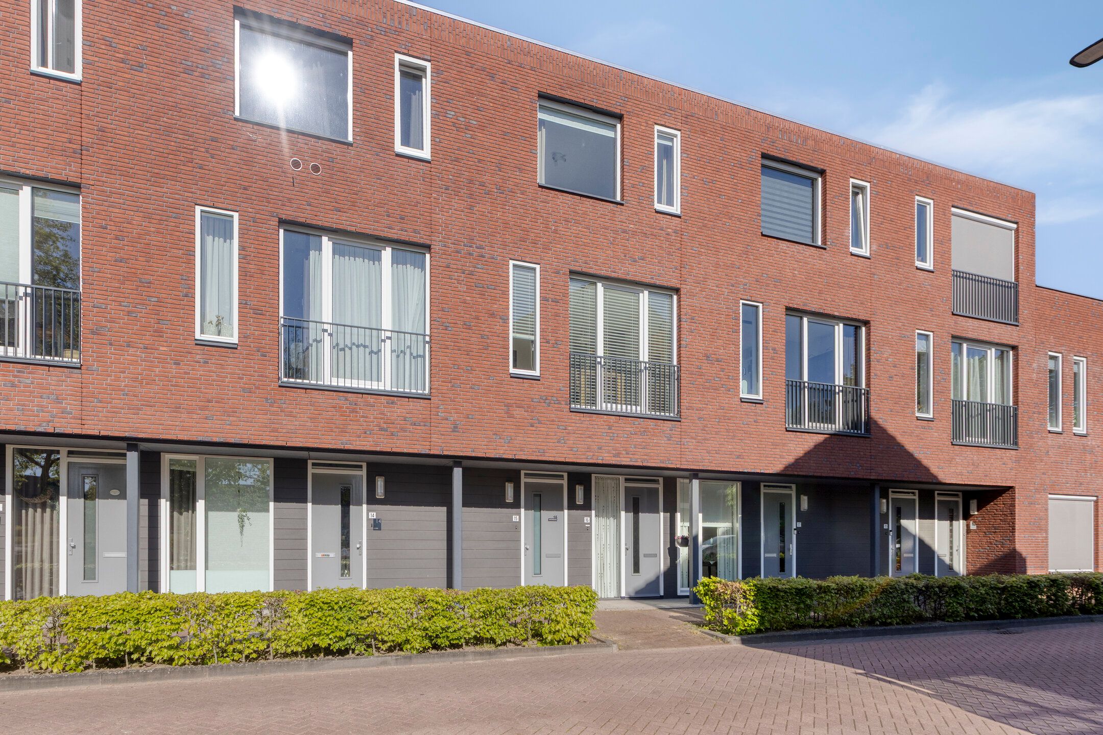 Valkenplein 15 