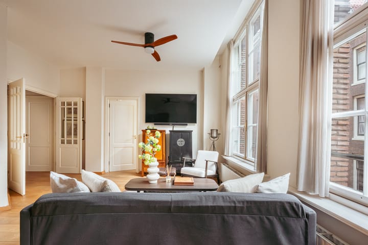 Appartement te koop: Singel 202D, Amsterdam