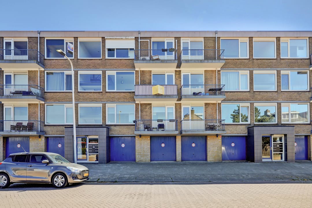 Photo 32 of Rembrandtstraat 58-A