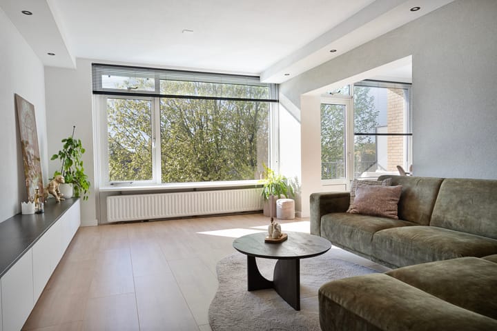 Photo 2 of Schepenstraat 25-D