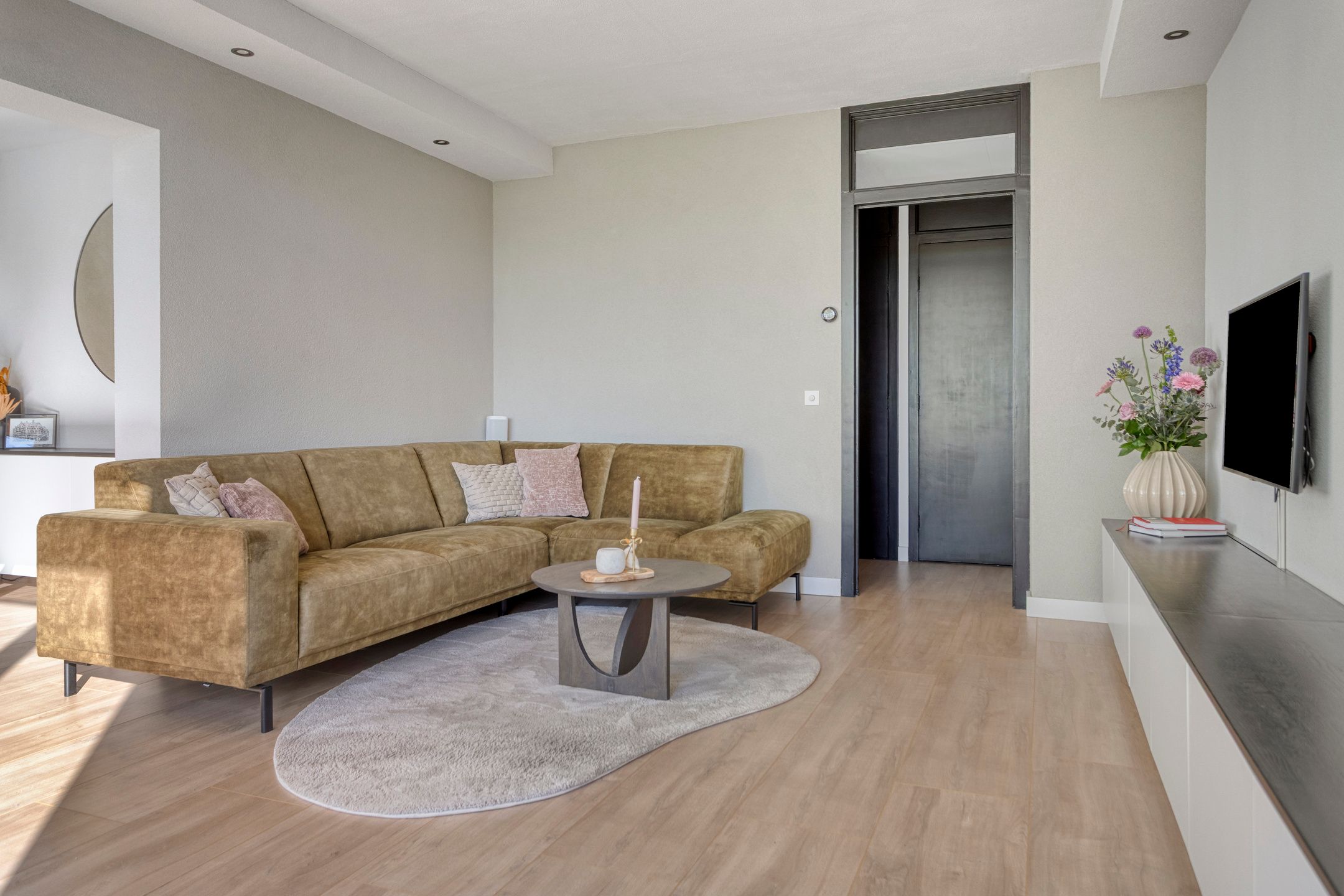 Photo 9 of Schepenstraat 25-D