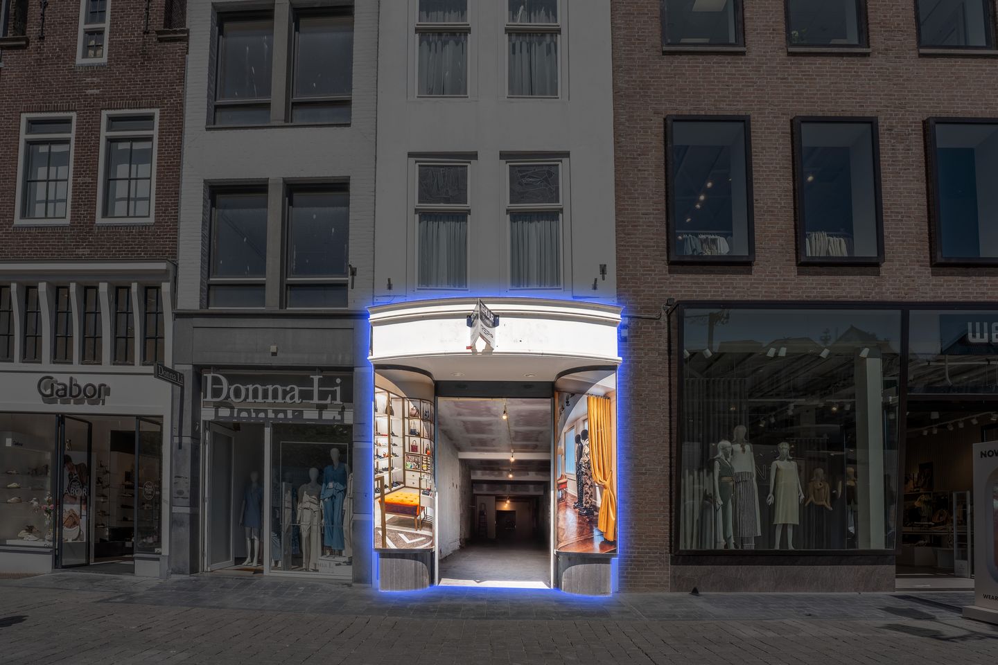 View photo 5 of Markt 67