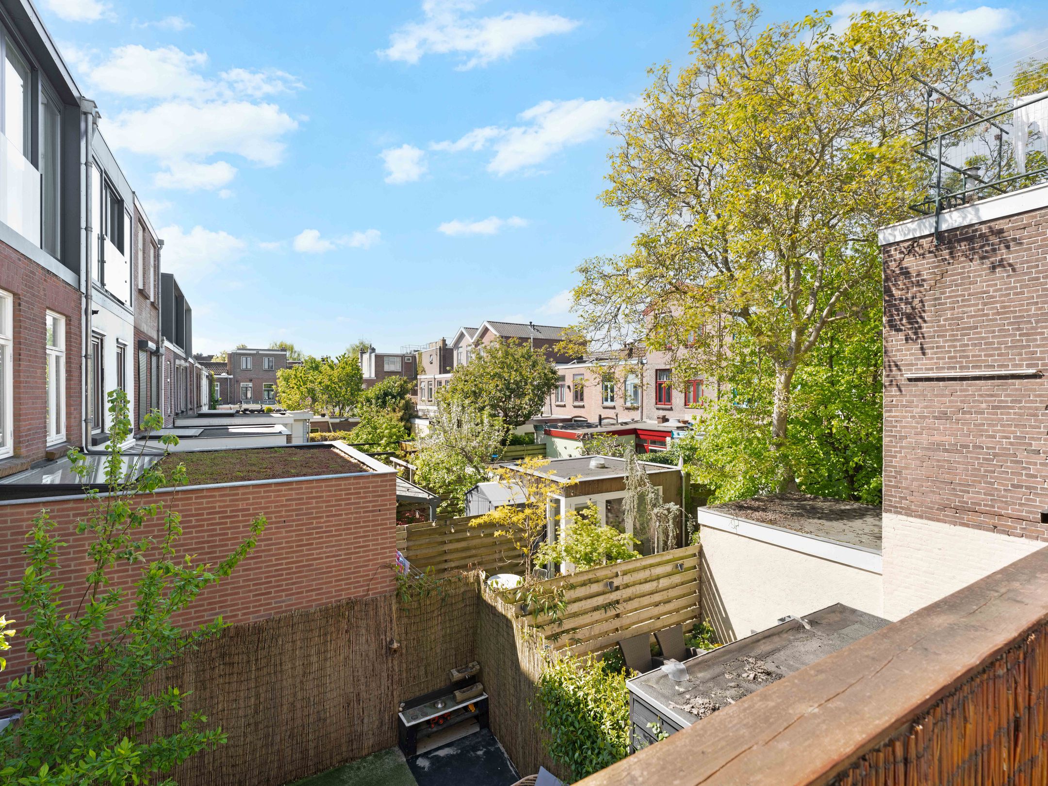 Photo 24 of Van Lennepstraat 18