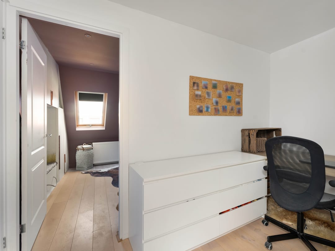 Photo 32 of Van Lennepstraat 18