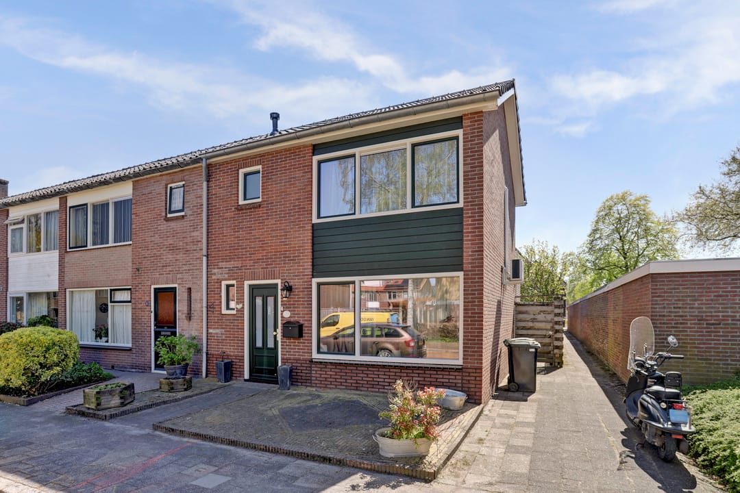Photo 1 of Etstoelstraat 2