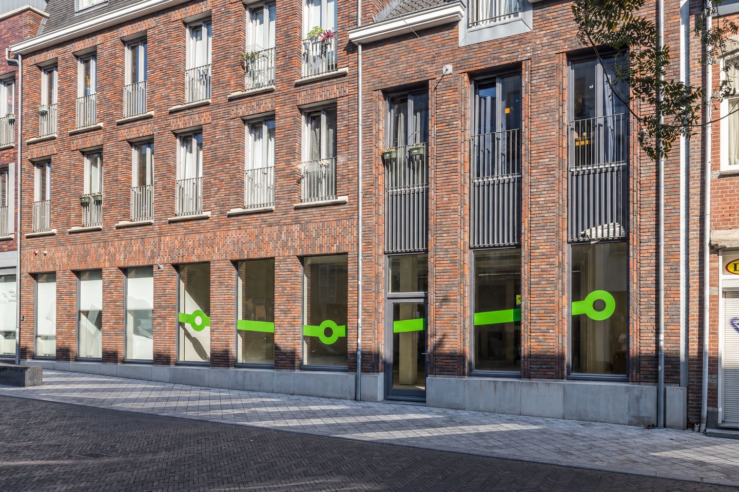 Bekijk foto 3 van Stationsstraat 45