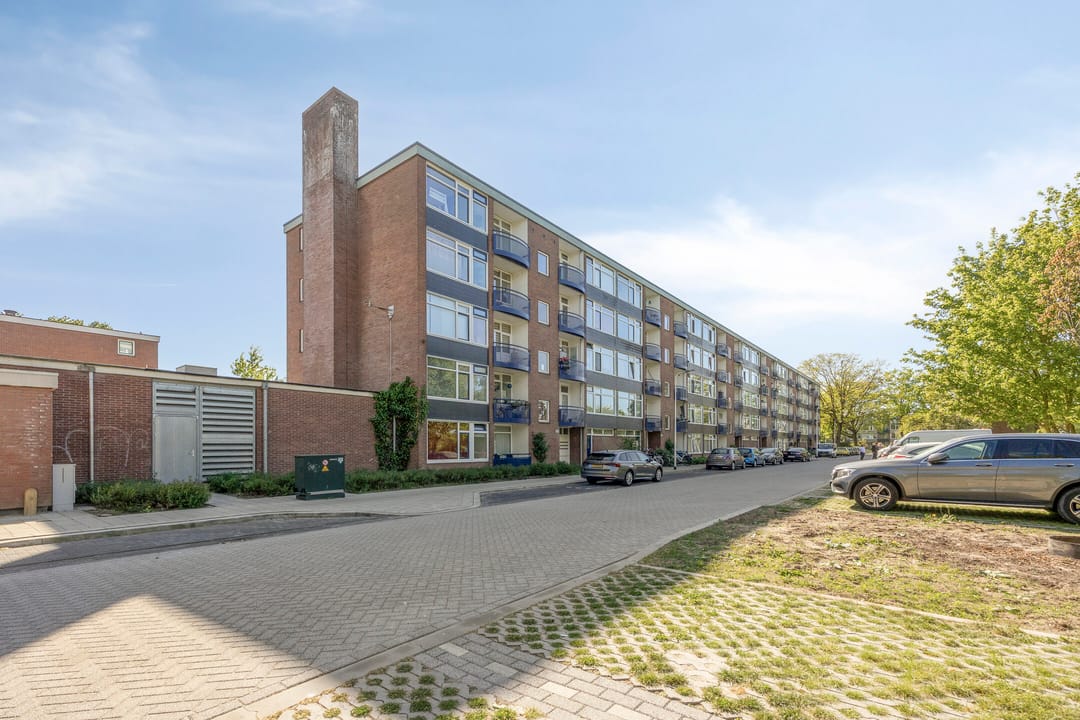 Photo 7 of Haringvlietstraat 78