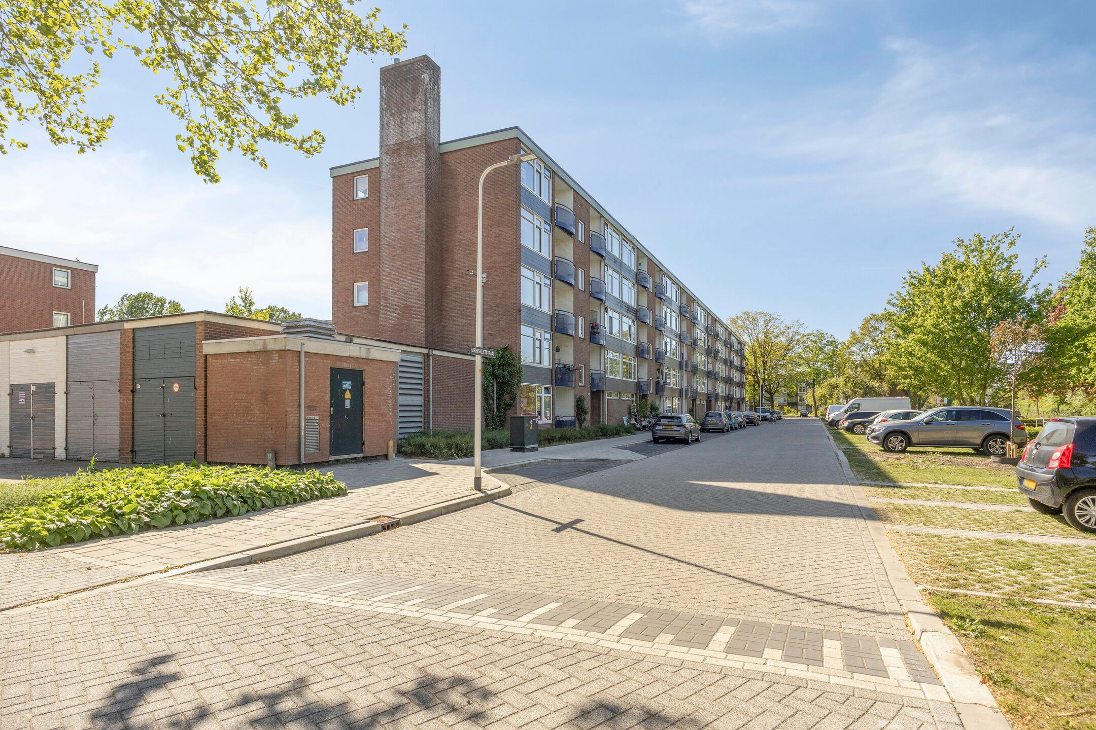 Photo 6 of Haringvlietstraat 78