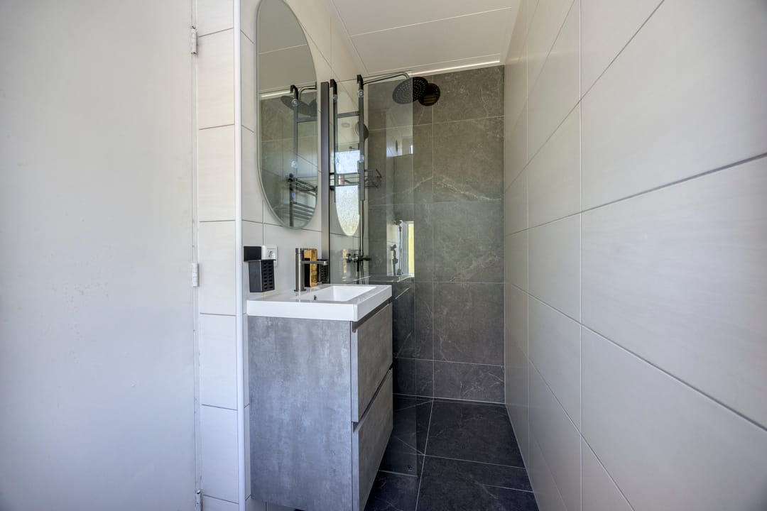Photo 23 of Haringvlietstraat 78